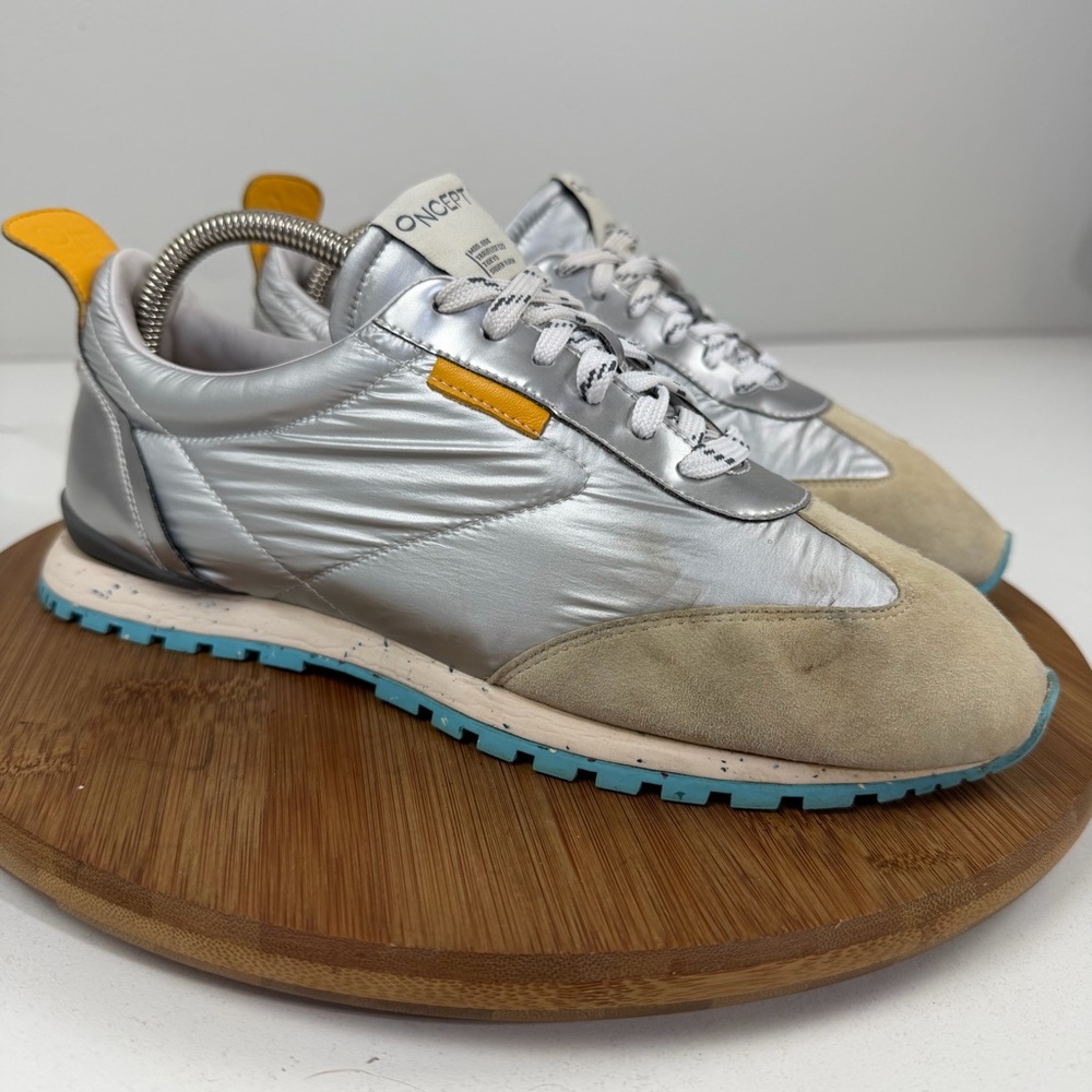 ONCEPT Tokyo “Silver Flash” Retro Sneaker